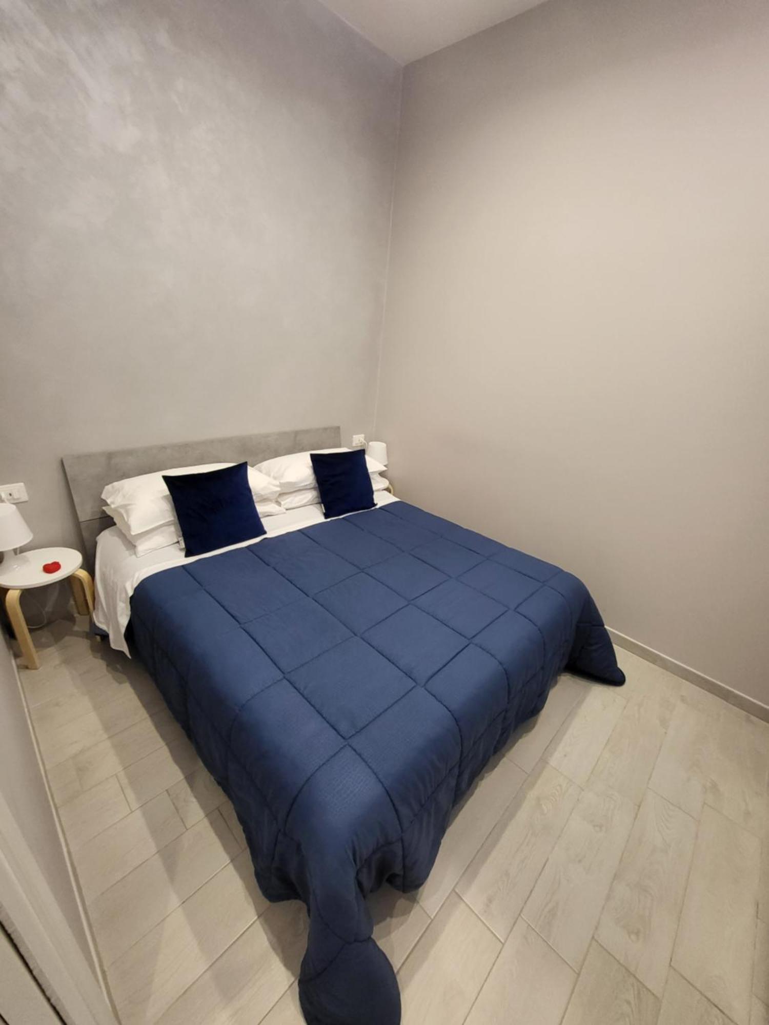 Casa Vacanze Manthy Posizione Centrale Bari Exterior foto